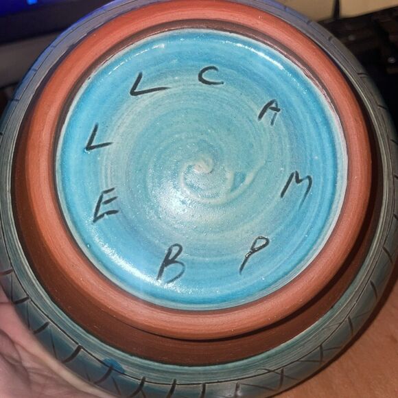 Studio Art Pottery Hand Thrown Unique Glazed Bowl with Dog Artist Signed 8" - Picture 8 of 8